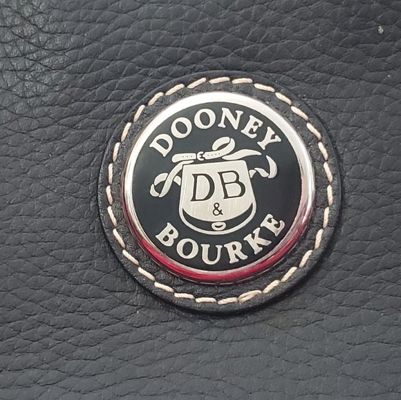 Vintage Dooney and Bourke handbag & Keychain - Picture 10 of 11